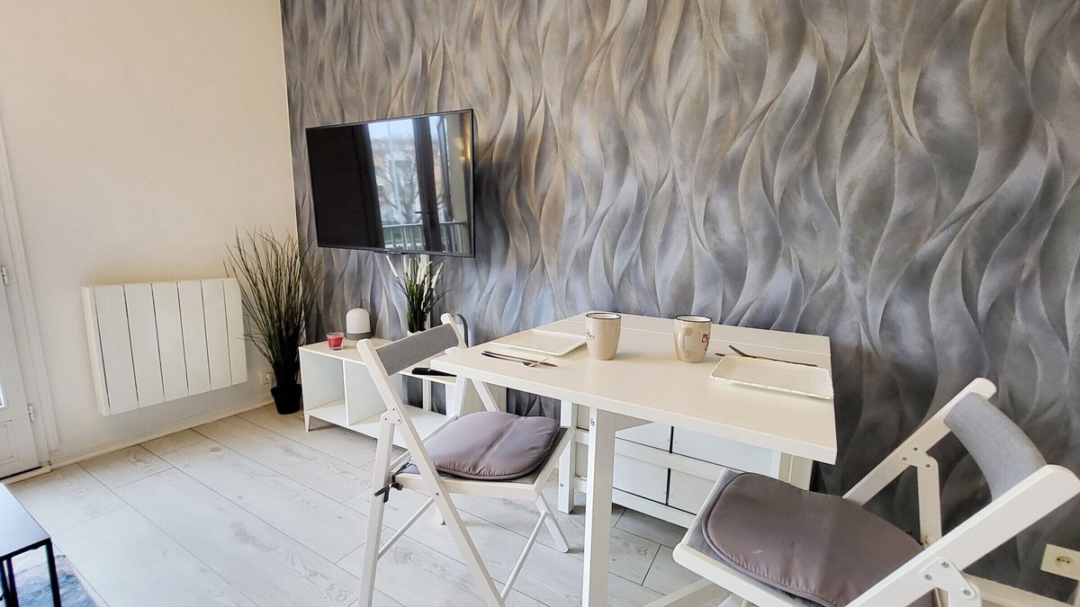 Les Sables d'Olonne Apartment | Renovated 1-Bed Apt with Parking Near Marina and Beach
