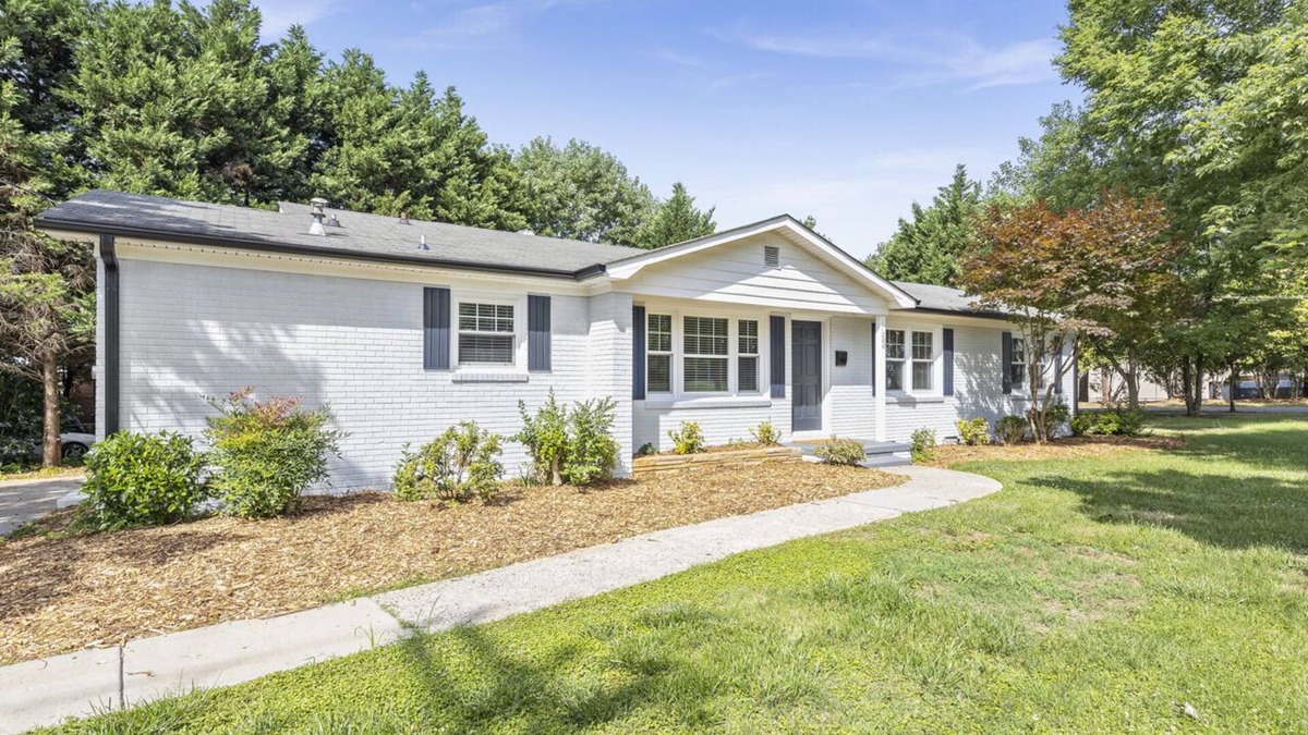 Charlotte House | Renovated! 12 minutes from South End CLT!