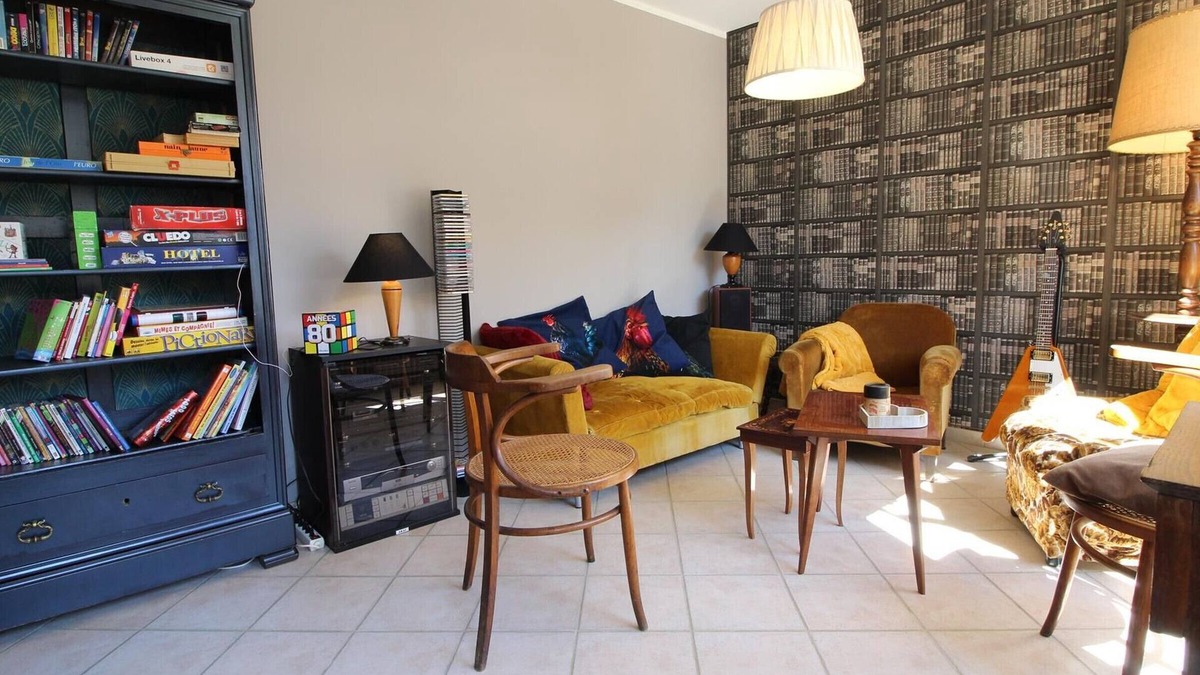 Semmadon Cottage | Renovated 18th-century cottage, pets allowed, enclosed garden
