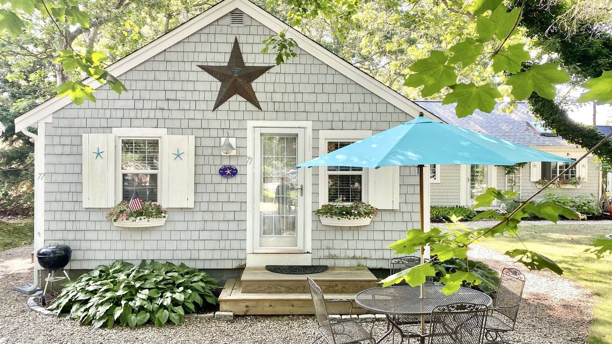Bass River Cottage | Renovated 1940’s Bass River .5miles to Beaches⛱️ Central AC