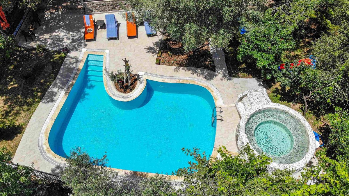 Fethiye Villa | Renovated 2BR Villa W/ Pool - Perfect for Couples Fethiye Villa 1027