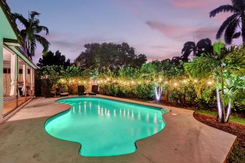 South Lake House | Renovated 5½ BR Home with Amazing Pool