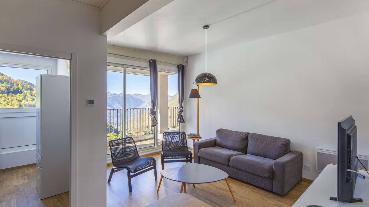 Eaux-Bonnes Apartment | Renovated apartment 8 pers, terrace, ski, wifi