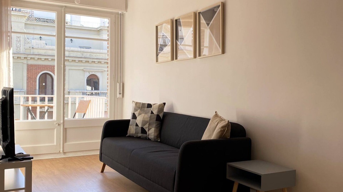 La Sagrada Familia Apartment | Renovated apartment next to Sagrada Familia