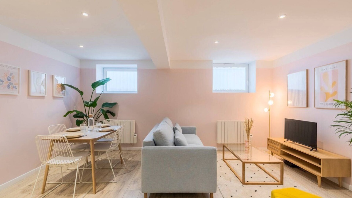 Vauban Esquermes Apartment | Renovated apartment in semi-basement & hypercentre