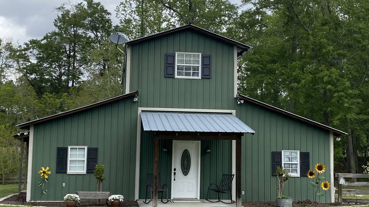Moultrie House | Renovated Barn