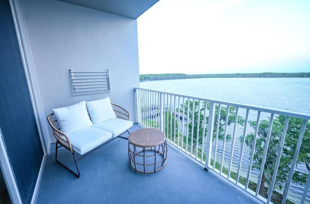 Florida Central Atlantic Coast Apartment | Renovated Condo Blue Heron 5 pax