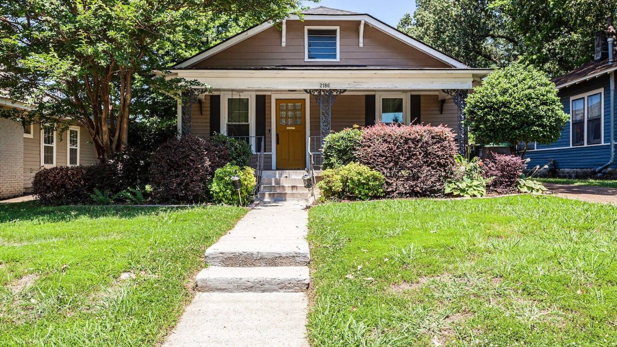 Lenox House | Renovated Cooper Young 3/2
