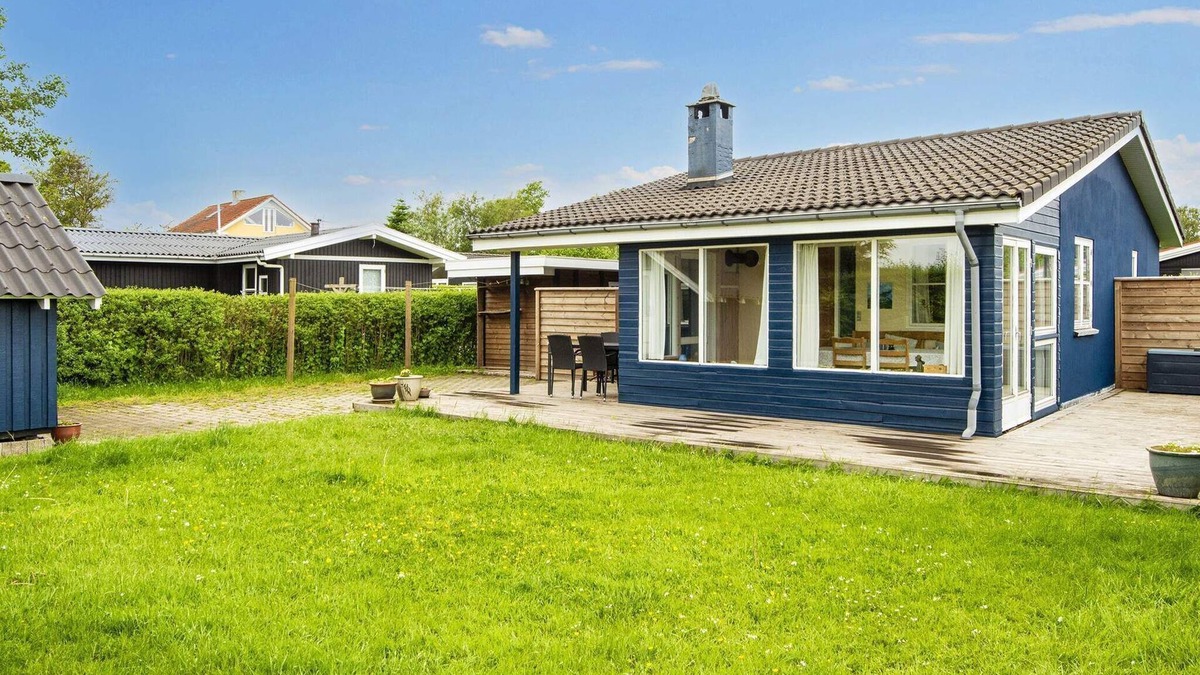 Hvidbjerg Strand House | Renovated Cottage near Beach - By Traum Ferienwohnungen