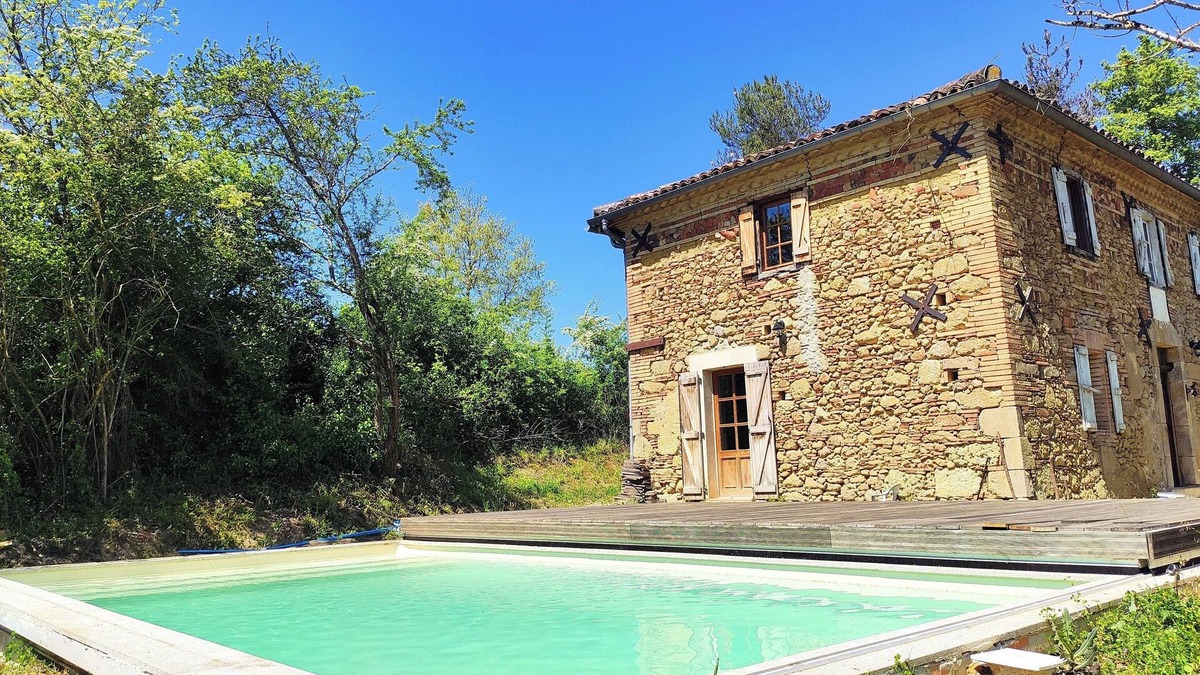 Coueilles House | Renovated country house with heated pool in Comminges.