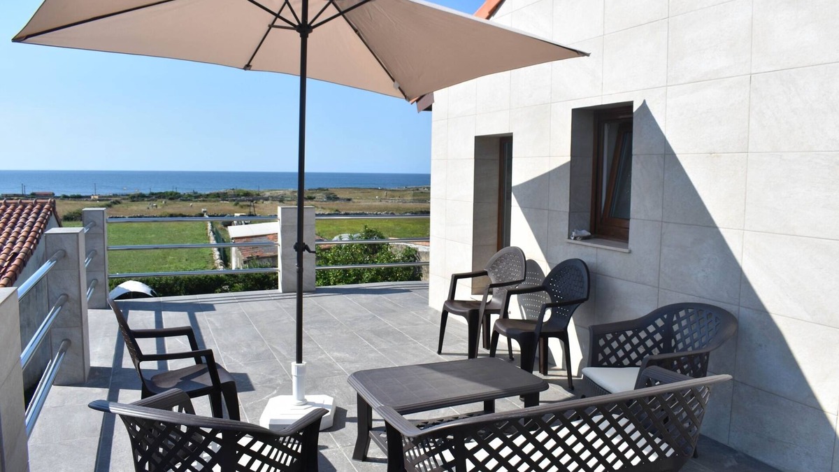Monte Villa | Renovated, cozy house with sea views