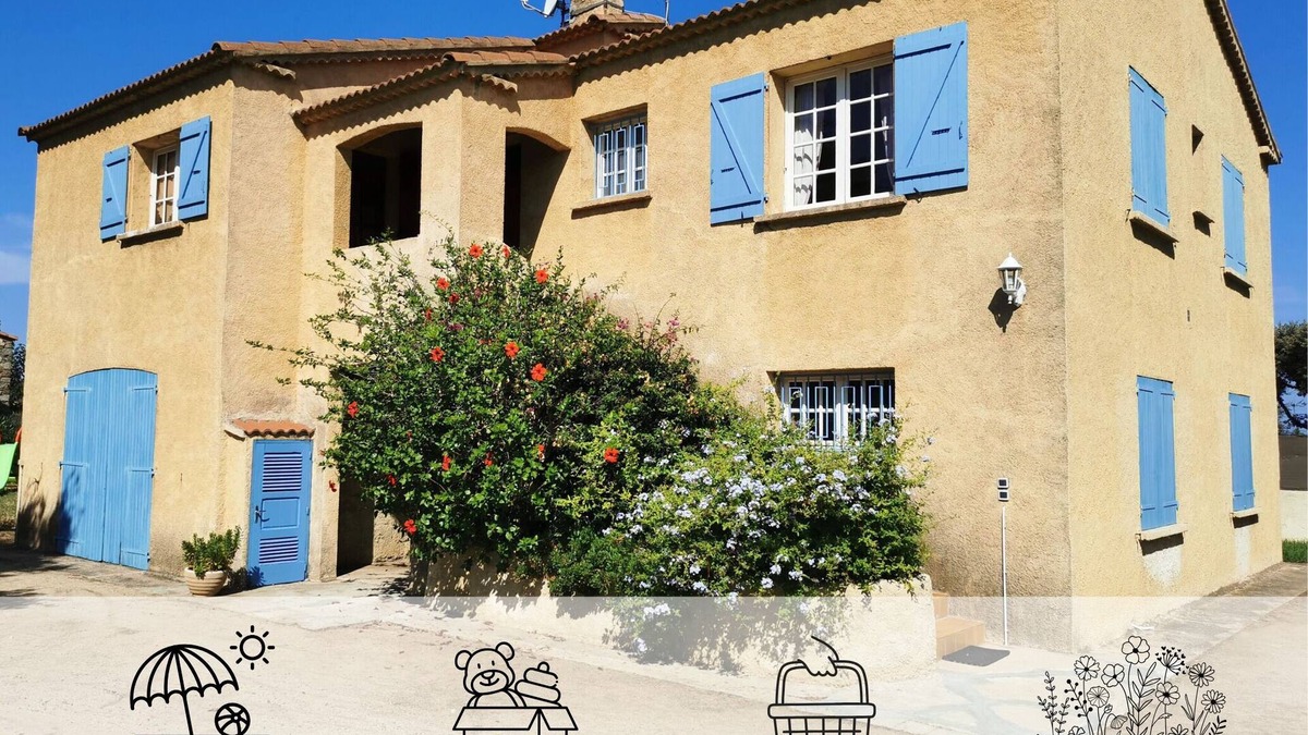 L'Ile-Rousse House | 🏡 Renovated Family Home with Garden & Beach 10 min Walk