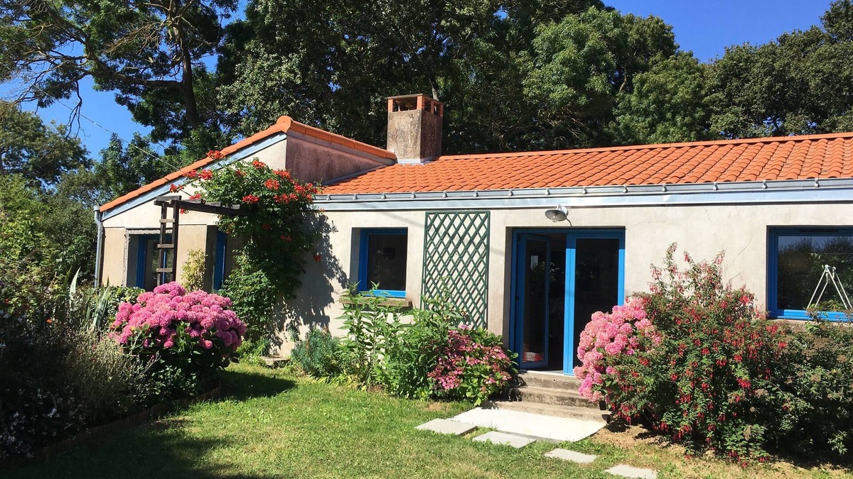 La Plaine-sur-Mer House | Renovated farmhouse in a quiet location 5 minutes from the sea