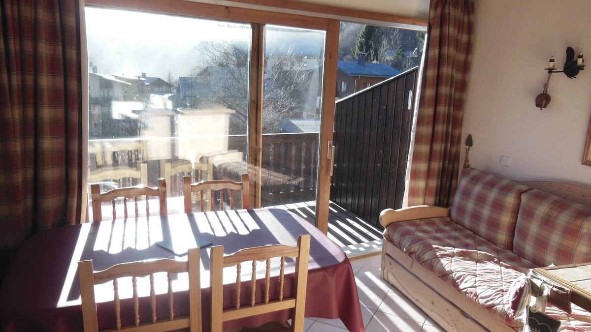 Champagny-en-Vanoise Apartment | Renovated duplex, 2 rooms, 5 pers., balcony, pets allowed, Champagny-en-Vanoise
