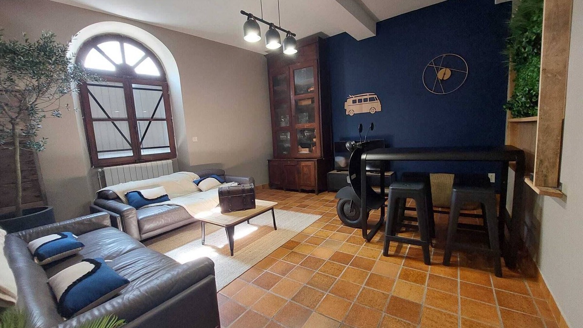 Monein Villa | RENOVATED GITE COZY MONEIN SLEEPS 6