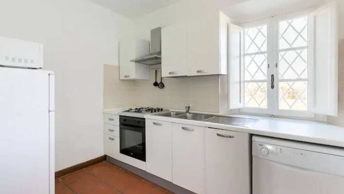 Capannori House | Renovated Grange in a Renaissance Villa Park