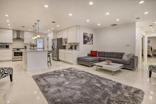 Griffith House | Renovated Griffith Family Home in Chicagoland Area