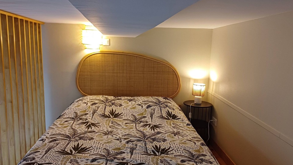 Saint-Omer Apartment | Renovated ground-floor apartment with outdoor spa. Sleeps 4.