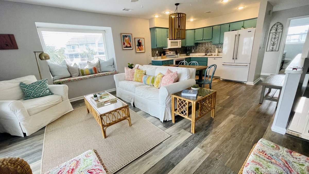 Port St. Joe House | Renovated Gulfview townhome just Steps to the Beach!