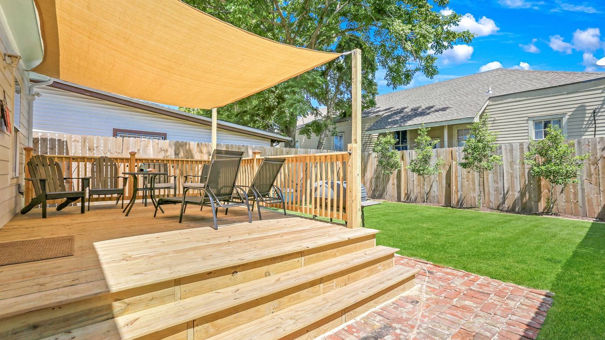 West Riverside Apartment | Renovated Historic 4BR House Near Magazine St & Uptown