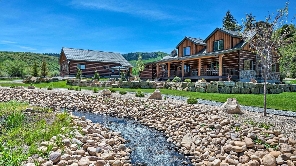 Park City Cabin | Renovated Historic Cabin ~ 25 Miles to Park City!