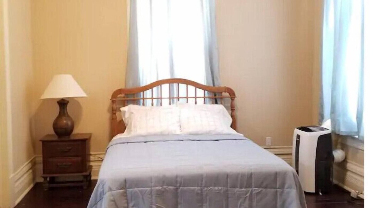 San Jacinto Apartment | Renovated Historic Home on Broadway #1