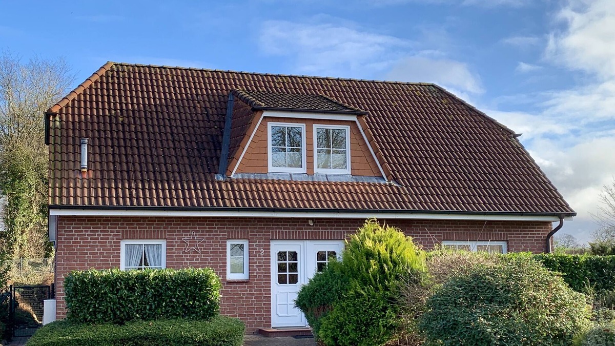 Blekendorf House | Renovated holiday home. Up to 15 people. Garden with outdoor sauna (optional)