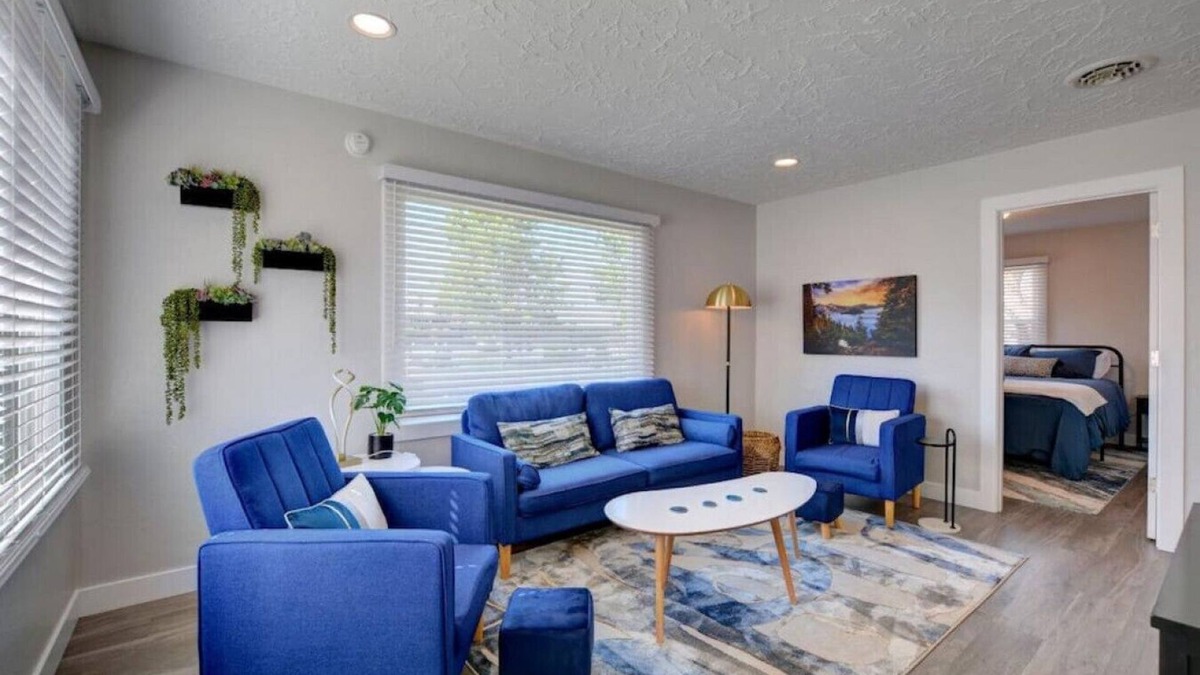 Central Point House | Renovated Home in Central Point