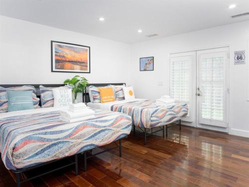 Lawndale House | Renovated Home w Playroom games AC WD