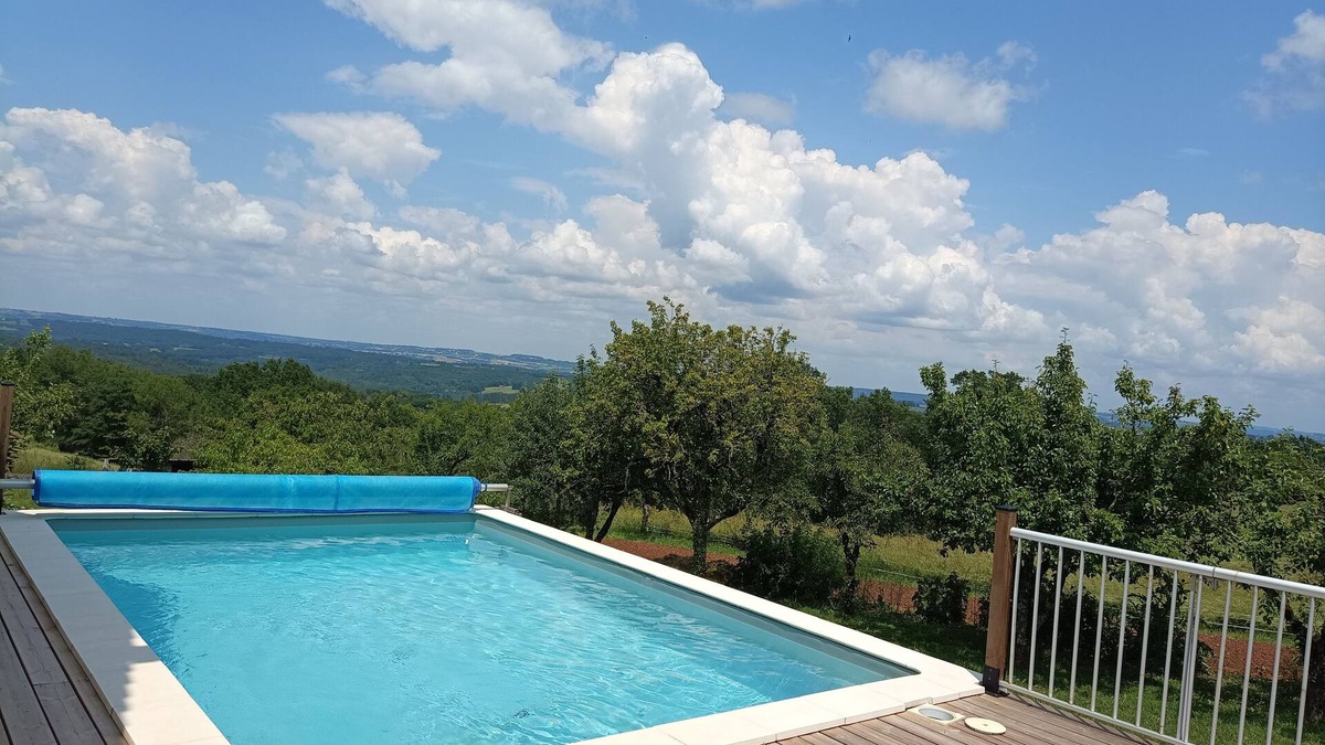 Badefols-d'Ans House | Renovated house with view and heated pool