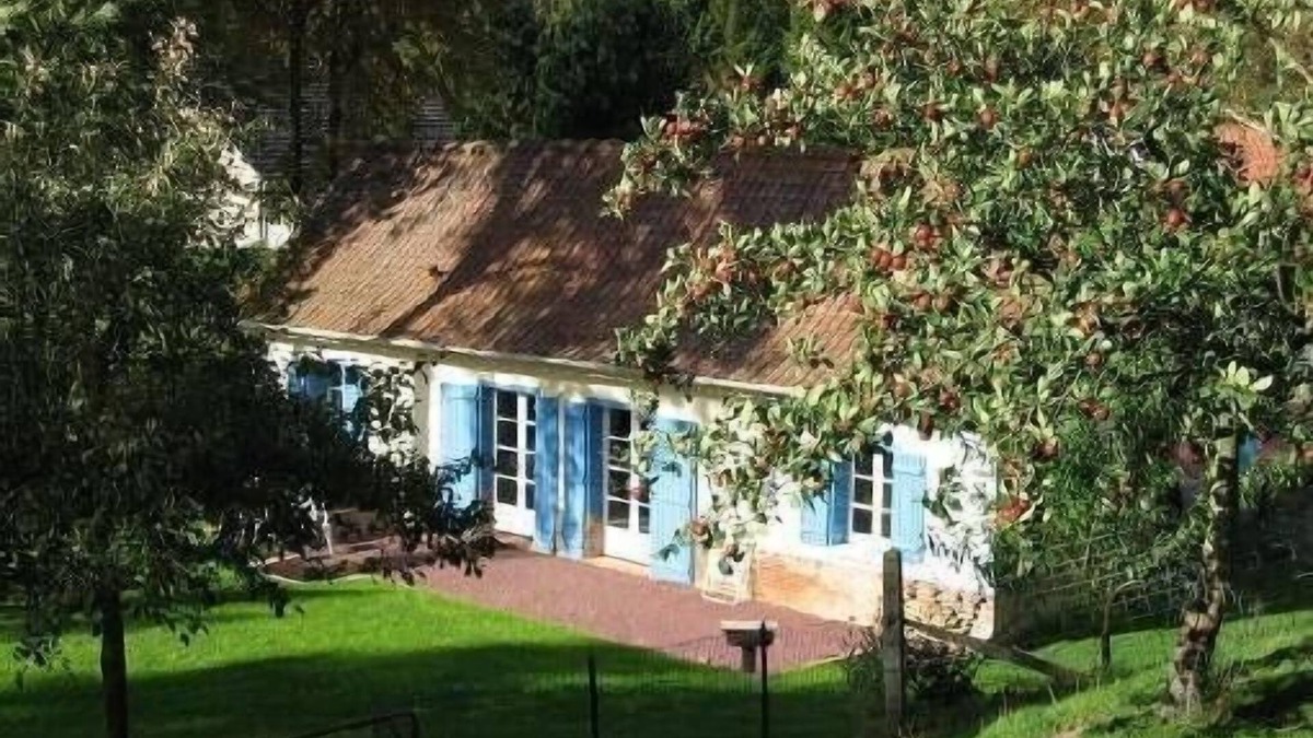 Mons-Boubert Cottage | Renovated house in Grange. Typically Village Picard in Baie De Somme.