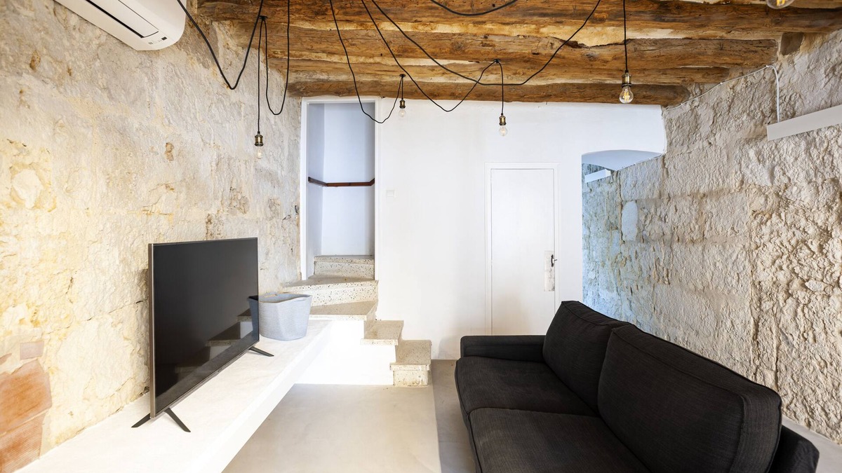 Banyoles House | Renovated house next to Banyoles lake
