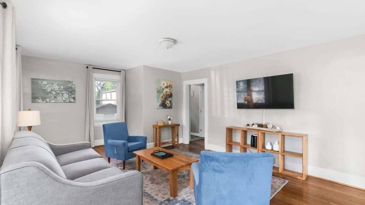 Birmingham House | Renovated! Mins to BHM CrossPlex-Central Park Chic