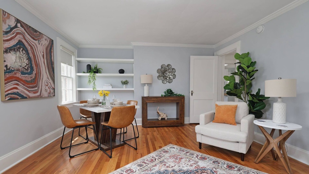 Durham House | *Renovated* Modern 2BR Near Duke/Downtown/Hospital