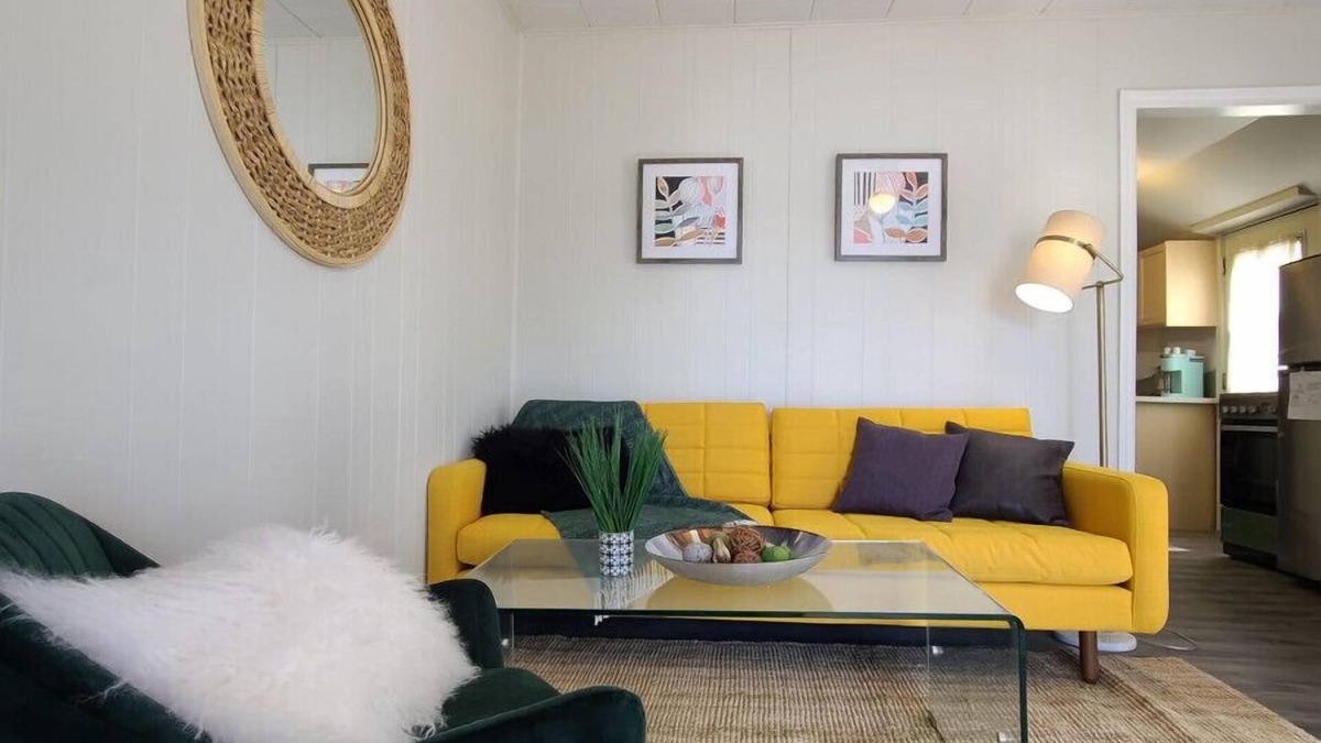 Dwight House | Renovated Muskoka cottage on lakefront - Chumerie