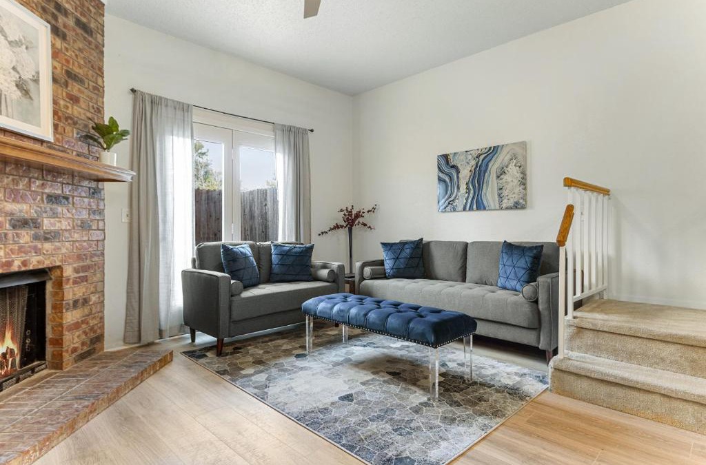 Plano Apartment | Renovated Plano Condo 2 BR