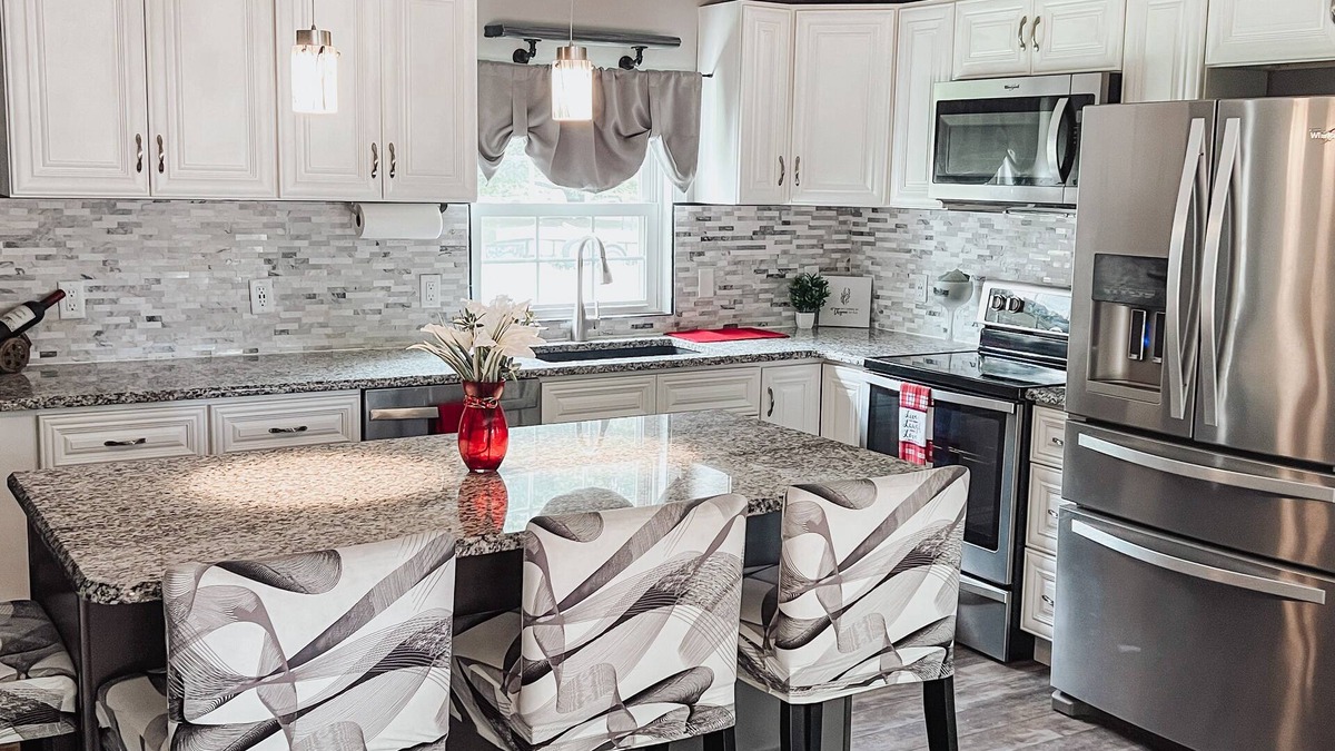 Chester House | Renovated Rancher on Kent Island near Chesapeake Bay Bridge