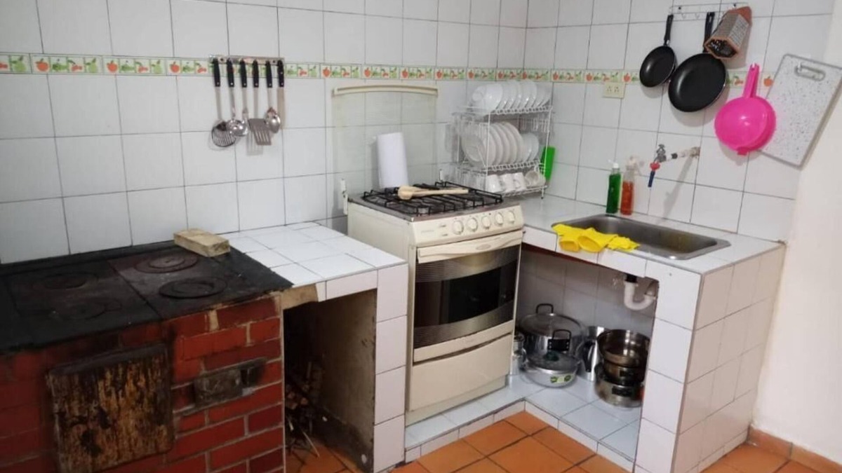 Mongui Cabin | Renovated rural cabin with fireplace, next to hiking trails.