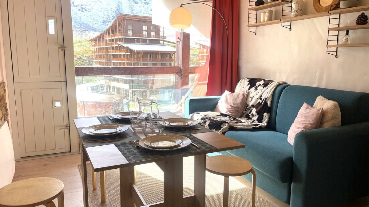 Arc-2000 Apartment | Renovated studio near ski lifts, 4 ppl, balcony, equipped kitchen