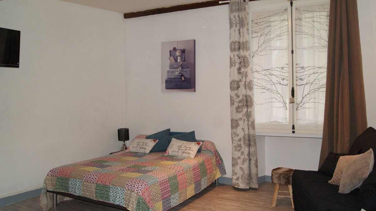 Ax-les-Thermes Apartment | Renovated studio in the center of Ax les thermes, ideal for spa and ski