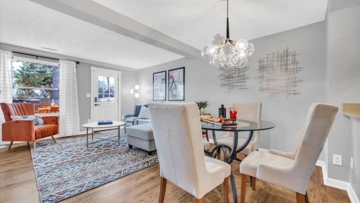 Decatur House | Renovated townhome on bike path includes bikes!