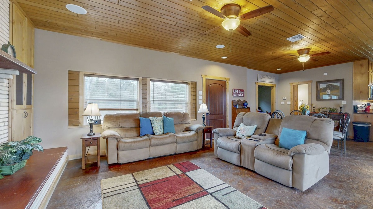 Burnet House | Renovated waterfront home with WiFi, lake views, dock & boat lift - dogs OK