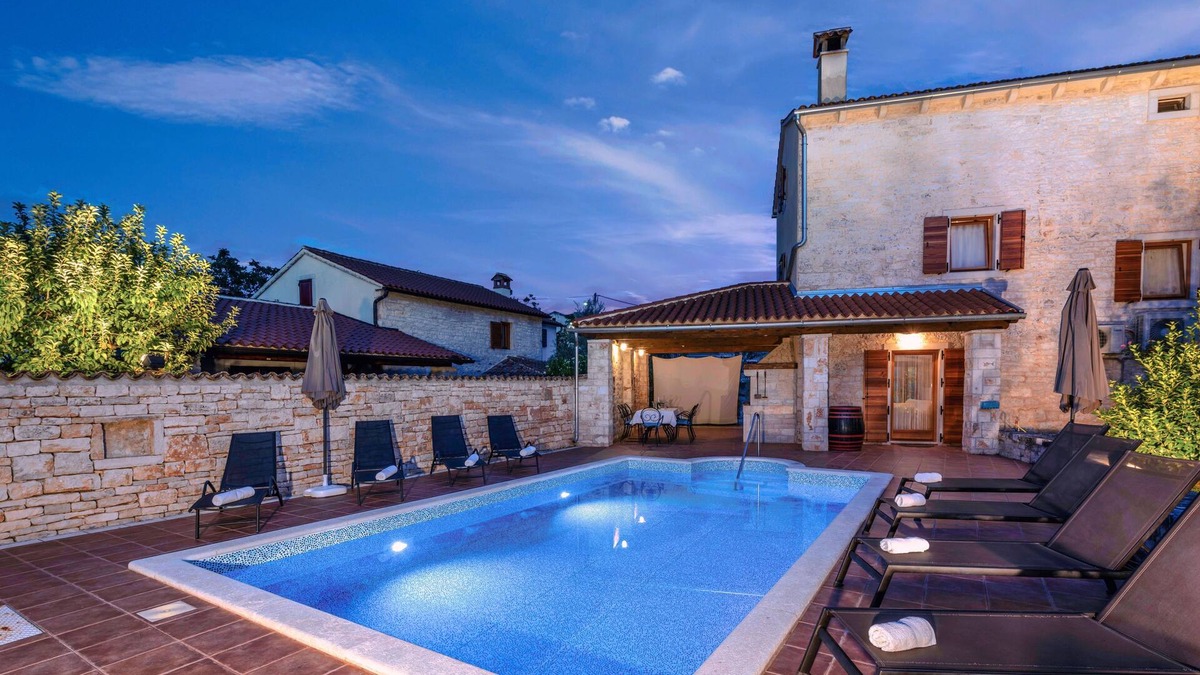 Peresiji Villa | Renoviertes Istrisches Haus