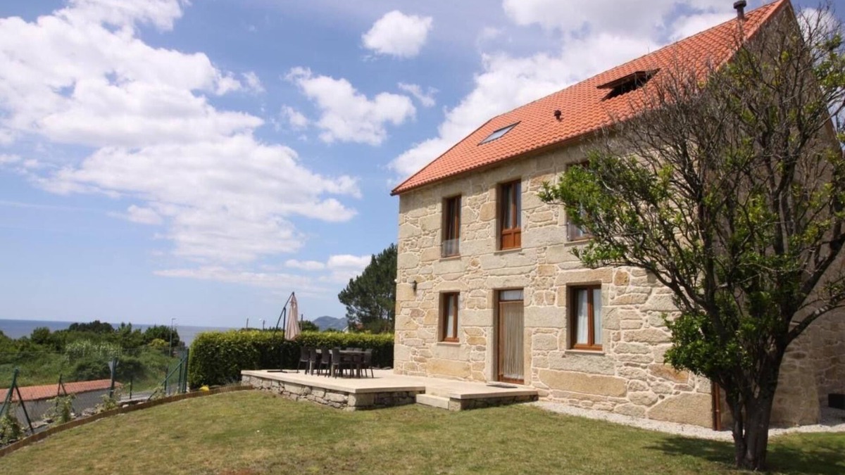 Muros House | Renoviertes Steinhaus 5 Minuten vom Strand für Familien und Freunde