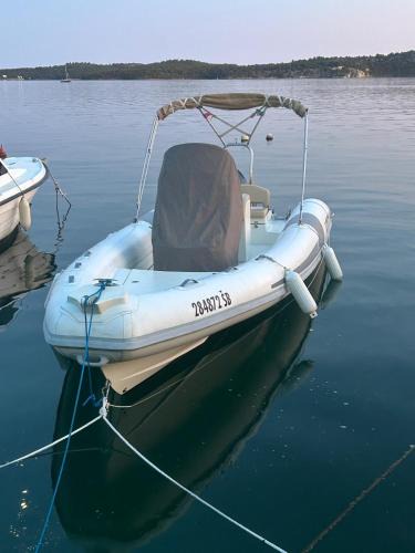 Sibenik Boat Rental | Rent a boat Mate