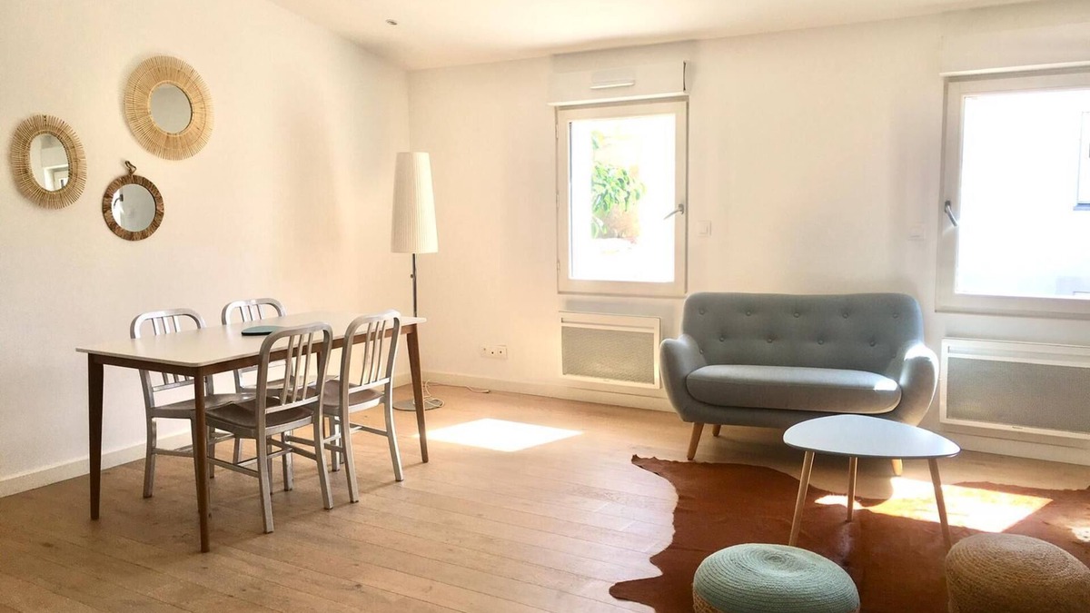Saint Seurin - Fondaudege Apartment | Rent apartment Bordeaux Centre Fondaudège -2 bedrooms, 58m² (83 m2 total)