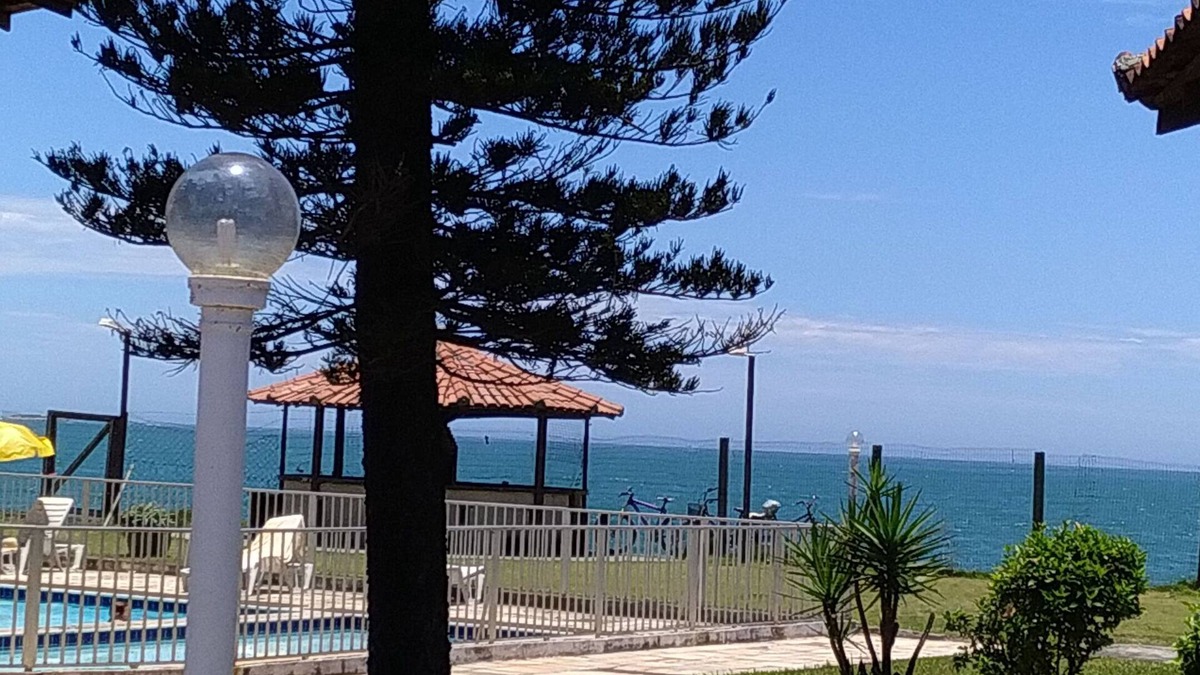 Rio das Ostras House | Rent Beachfront Chalet with 2 refurbished suites bathroom PNE