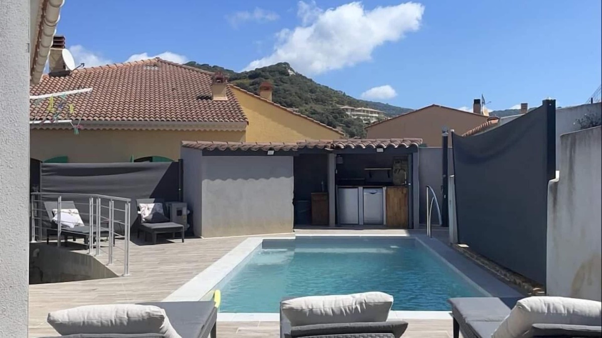 Cargese House | Rent high villa 95 m² with swimming pool panoramic view on the gulf of Peru