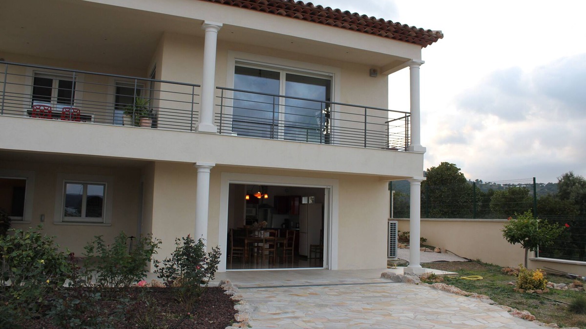 Saint-Aygulf Apartment | Rent large apartment T3 villa garden, comfortable, quiet