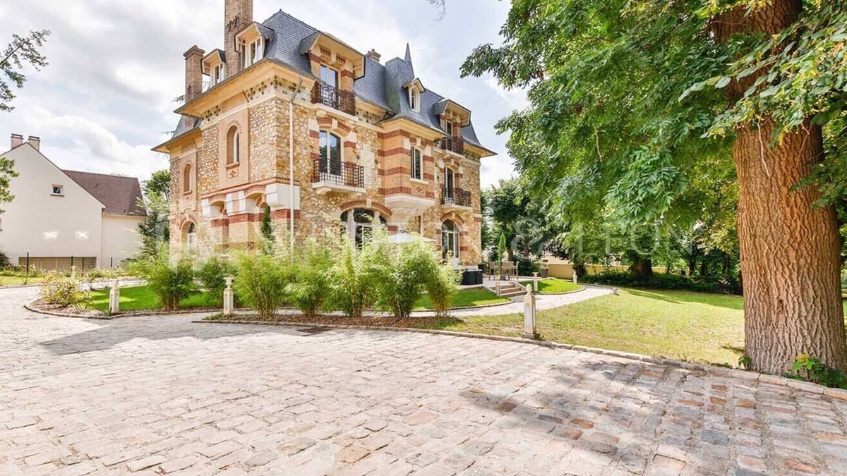 Saint-Leu-la-Foret Other | Rent Magificent Castel 30mn from Paris, Roissy Charles de Gaulle,Stade de France
